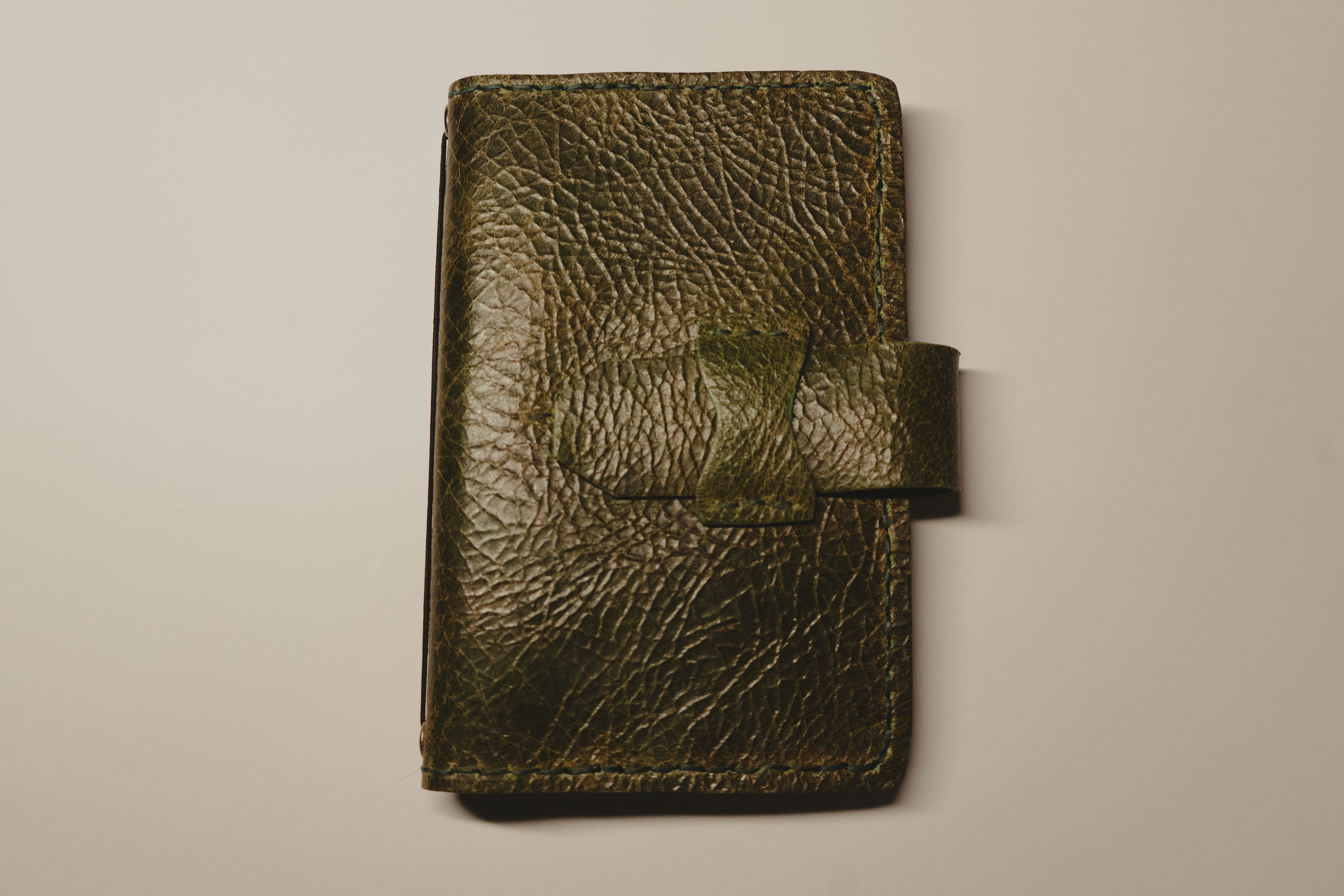 The pocket companion (Olive green)