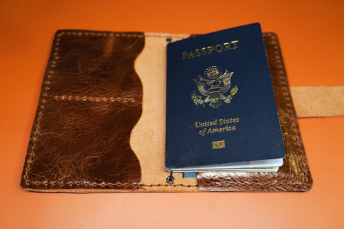 The pocket companion (Dark Brown)